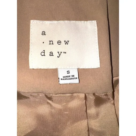 A New Day Womens S Beige Lined Trench Coat S Double-Breasted City Classic Money - Picture 9 of 13
